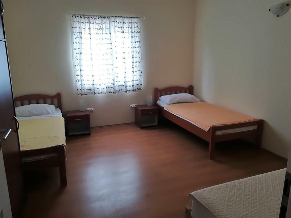 Apartman Rosanda Premuda Exterior photo